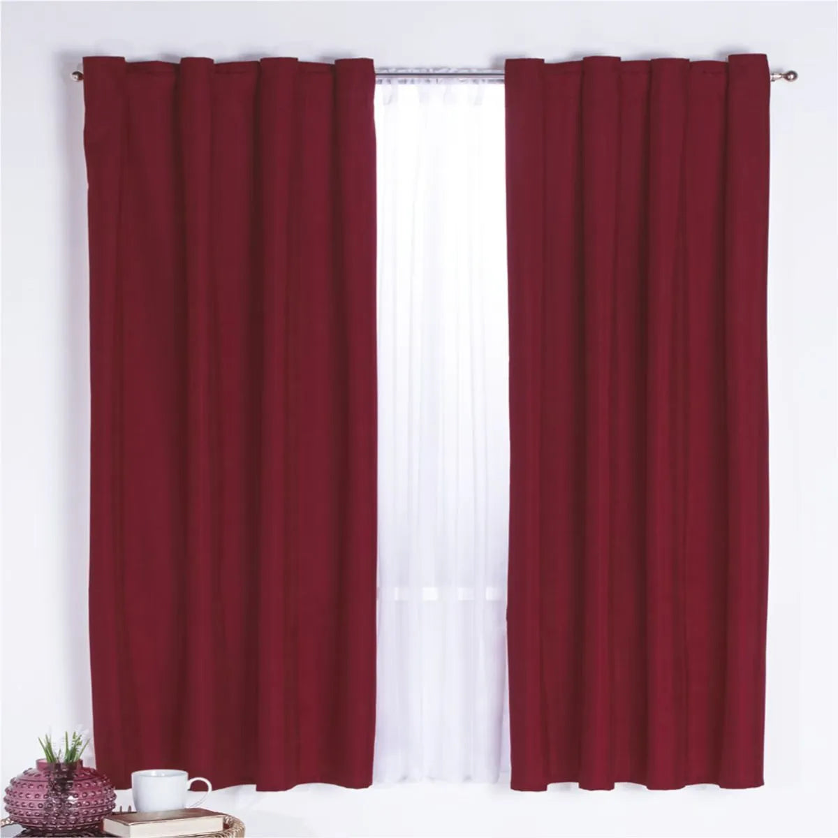 Combo Colcha Neo Vino + Cortinas Largas Vino