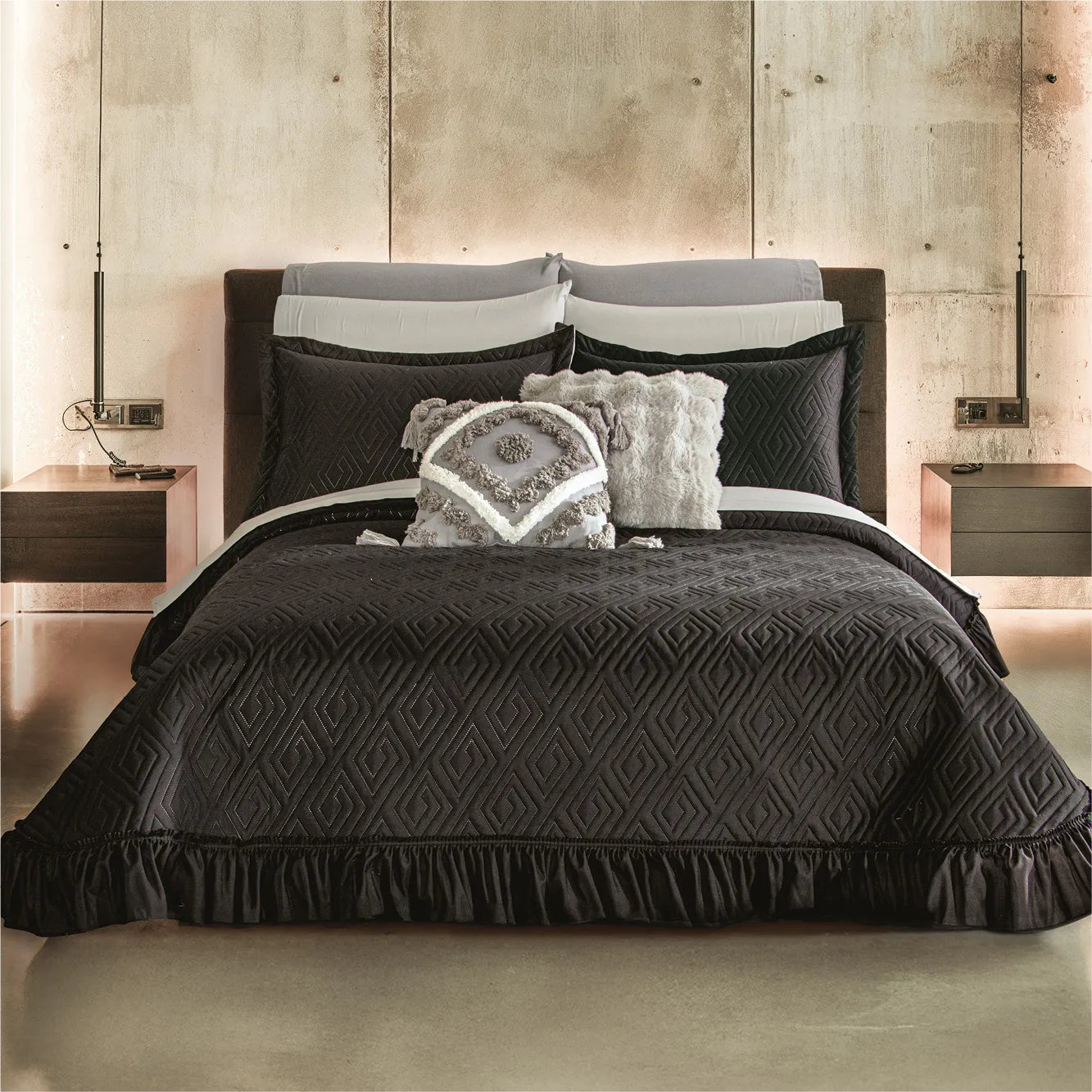 Combo Colcha Neo Negro +Cortinas largas Negro