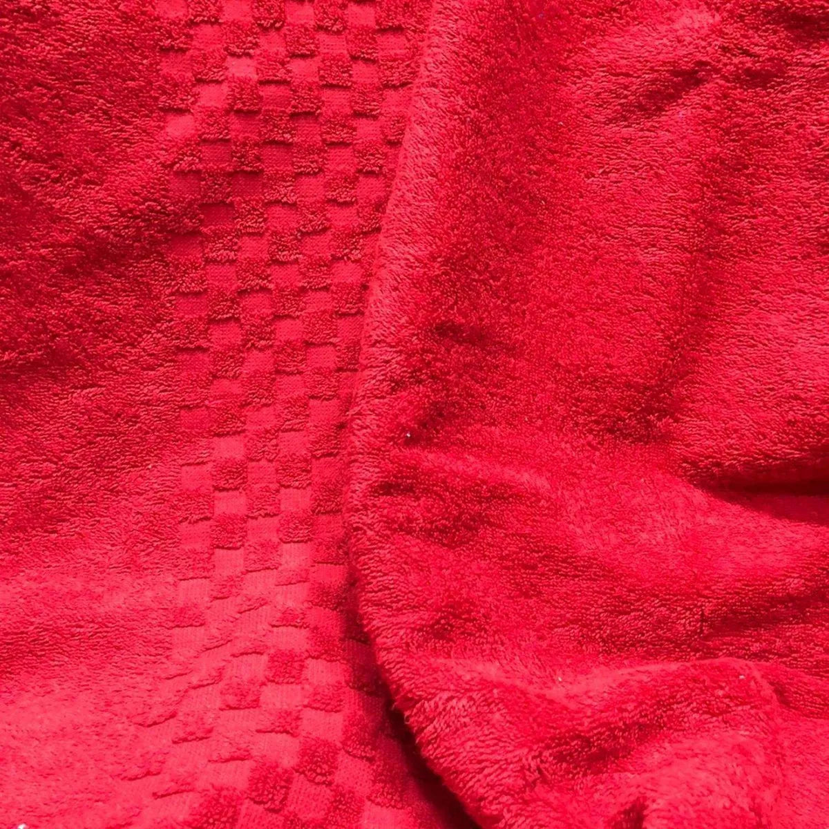 Toalla Medio Baño 100% Algodón Rojo