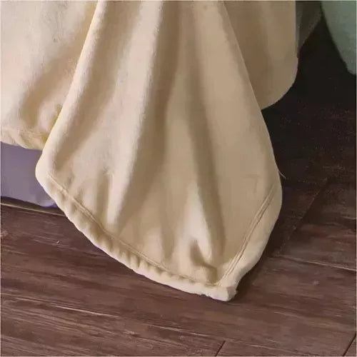 Cobertor Ultra Suave Ligero Beige + Juego de Sabanas Esencial Menta